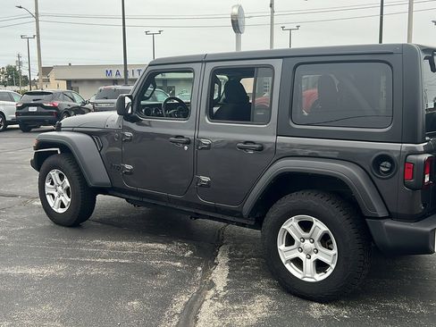 Used 2023 Jeep Wrangler Sport S image 7