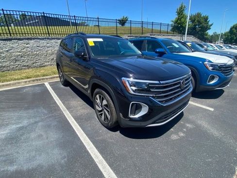 Used 2026 Volkswagen Atlas SE FWD image 8