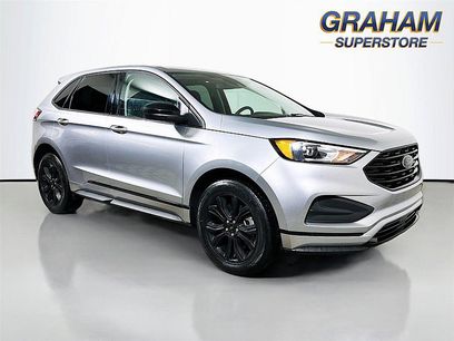 Used 2024 Ford Edge SE w/ Black Appearance Package