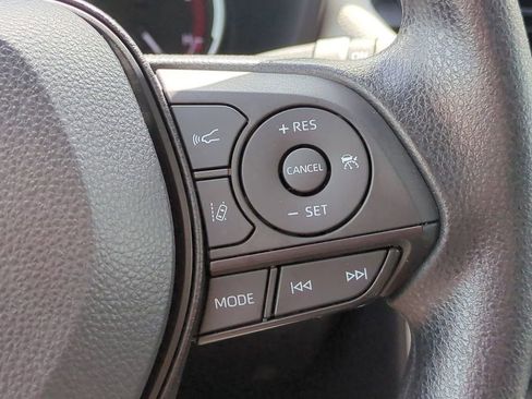 Used 2023 Toyota RAV4 XLE image 28