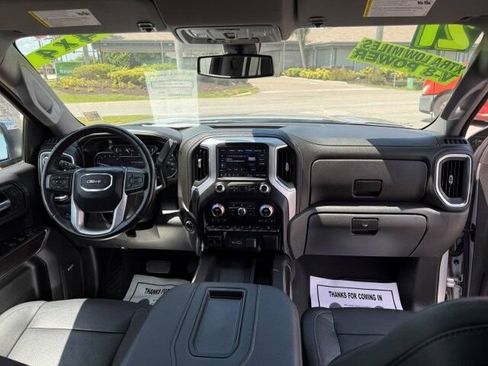 Used 2021 GMC Sierra 1500 SLT w/ SLT Premium Plus Package AWD/4WD image 14