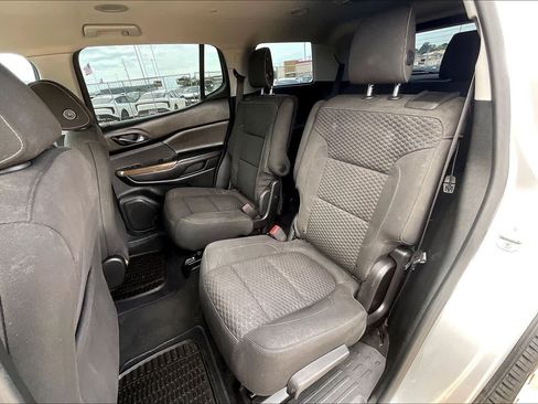 Used 2018 GMC Acadia SLE FWD image 28