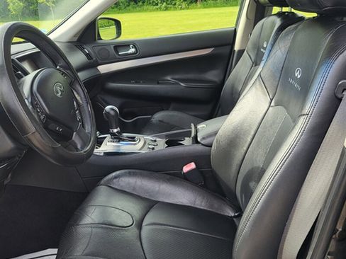 Used 2011 INFINITI G25 x w/ Moonroof Pkg AWD/4WD image 18