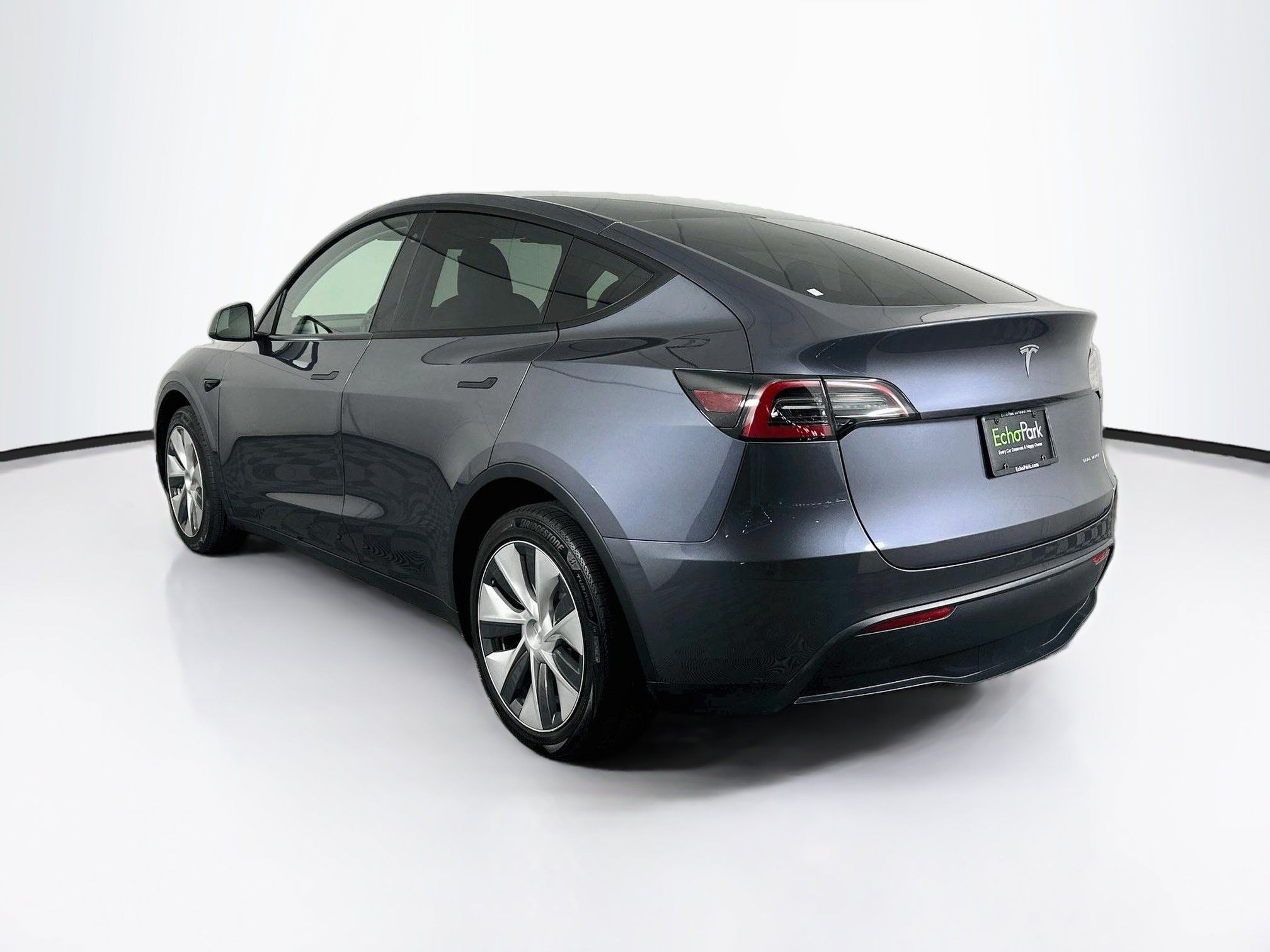 Used 2023 Tesla Model Y Long Range AWD/4WD image 5