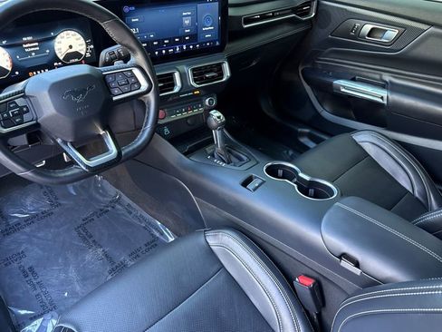 Used 2024 Ford Mustang GT Premium image 9