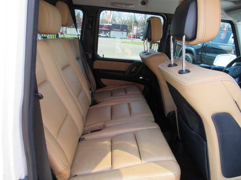 Used 2016 Mercedes-Benz G 550 image 11