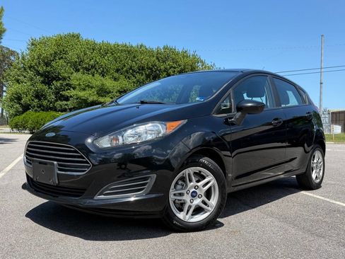 Used 2018 Ford Fiesta S FWD image 2