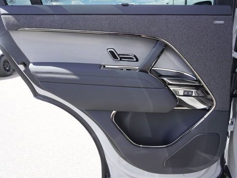 New 2026 Land Rover Range Rover Sport Dynamic SE AWD/4WD image 28