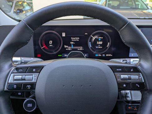 Certified 2025 Hyundai Ioniq 5 SEL image 22