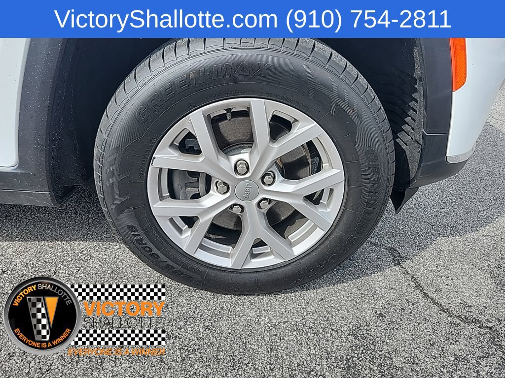 Used 2021 Jeep Grand Cherokee L Limited AWD/4WD image 30
