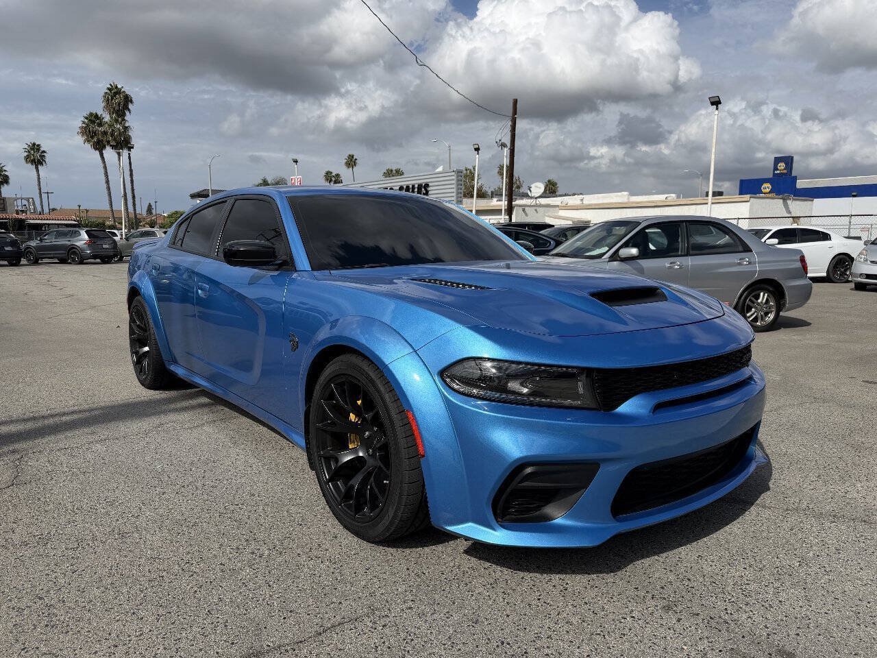 Used 2023 Dodge Charger SRT Hellcat RWD image 4