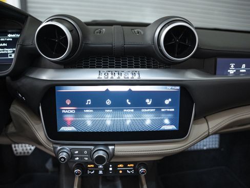 Used 2023 Ferrari Portofino M RWD image 47