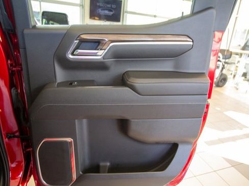 Certified 2023 Chevrolet Silverado 1500 LT image 11