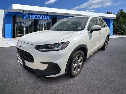 Used 2023 Honda HR-V LX image 1