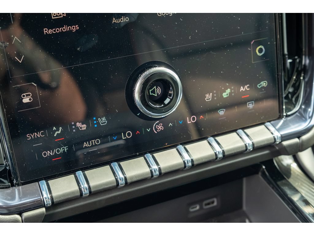 New 2026 GMC Yukon XL AT4 w/ AT4 Premium Plus Package AWD/4WD image 28