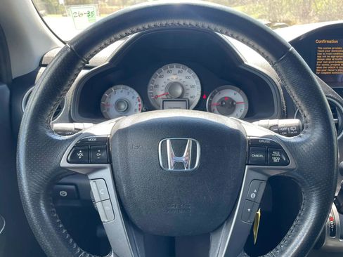 Used 2013 Honda Pilot Touring image 13