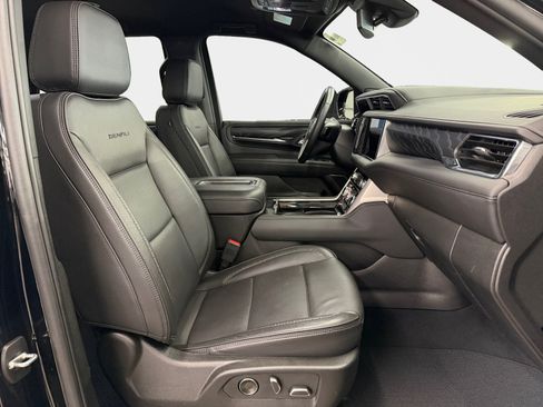 Used 2024 GMC Yukon Denali w/ Max Trailering Package AWD/4WD image 13