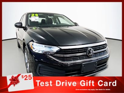 Used 2024 Volkswagen Jetta SE