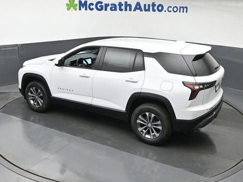 New 2026 Chevrolet Equinox LT AWD/4WD image 18