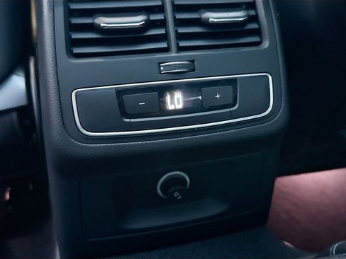 Used 2018 Audi RS 5 w/ Dynamic Package image 26