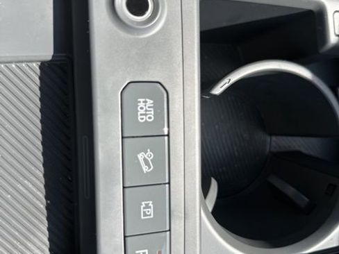 Certified 2026 Kia EV9 Land w/ Nightfall Edition Package AWD/4WD image 32