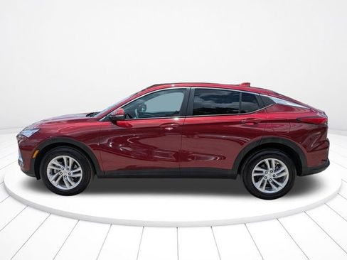 Used 2025 Buick Envista Preferred FWD image 7