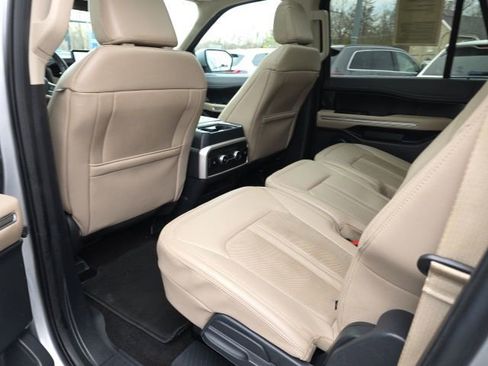 Used 2023 Ford Expedition Max Limited image 16