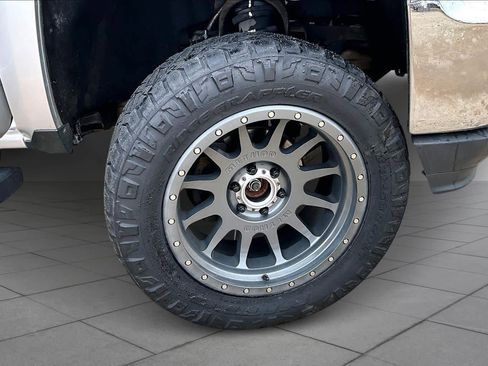 Used 2017 Chevrolet Silverado 1500 LT w/ All Star Edition image 12