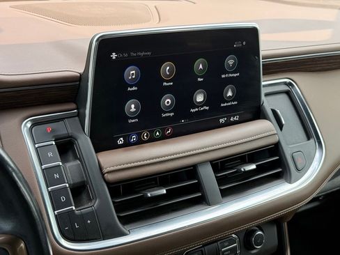 Used 2021 Chevrolet Tahoe High Country AWD/4WD image 39