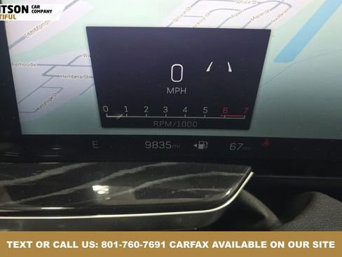 Used 2025 Cadillac Escalade ESV Sport image 4