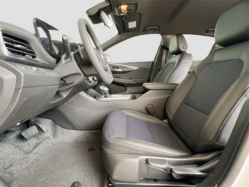 New 2026 Buick Envista Preferred image 15