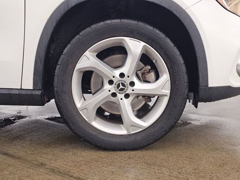 Used 2019 Mercedes-Benz GLA 250 4MATIC image 9