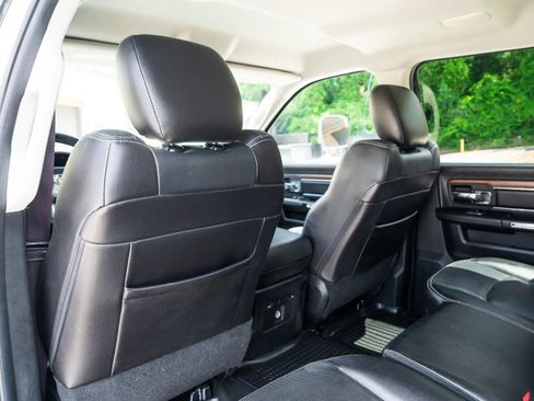 Used 2016 RAM 3500 Laramie w/ Sport Appearance Group AWD/4WD image 33