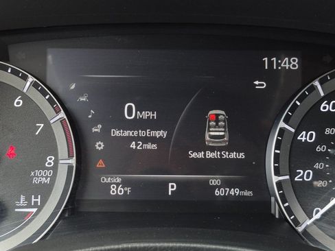 Used 2021 Toyota Highlander Limited AWD/4WD image 9