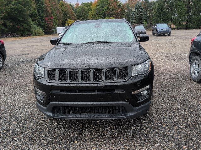 Used 2019 Jeep Compass Latitude AWD/4WD image 2