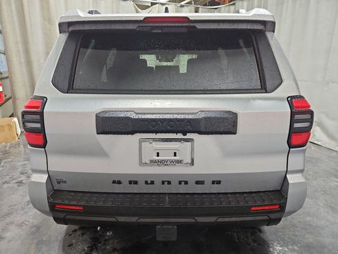 New 2025 Toyota 4Runner SR5 image 5