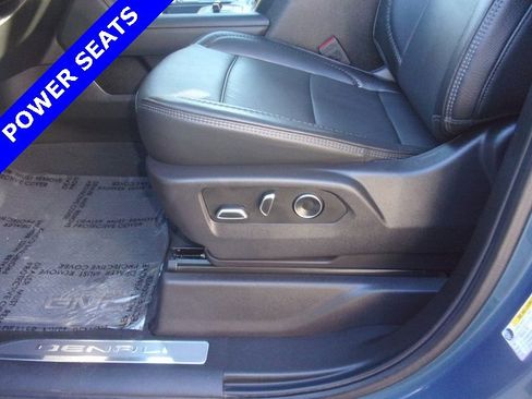 Used 2024 GMC Sierra 2500 Denali w/ Denali Reserve Package image 10