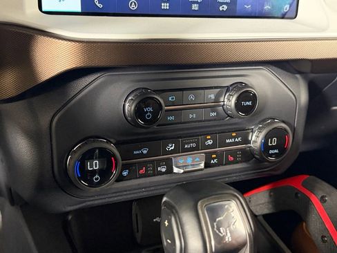 Used 2023 Ford Bronco Heritage Edition image 19