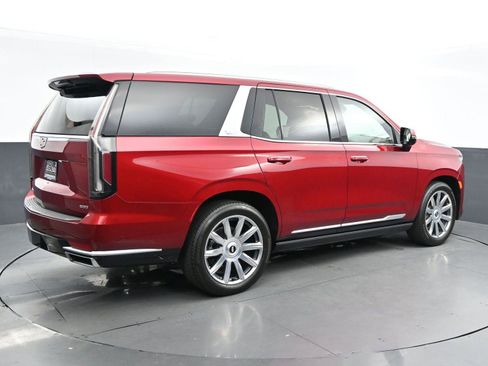 Used 2024 Cadillac Escalade Premium Luxury Platinum image 7
