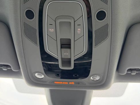 Used 2018 Audi A4 2.0T Premium image 15