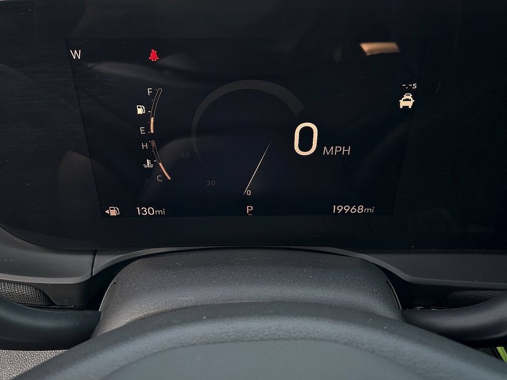 Used 2025 Buick Envista Sport Touring w/ Advanced Safety Package FWD image 18