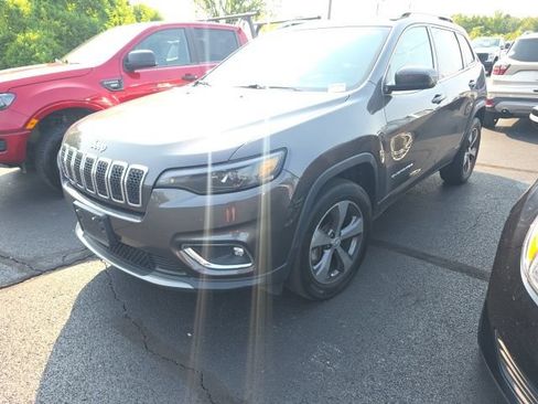 Used 2019 Jeep Cherokee Limited AWD/4WD image 1