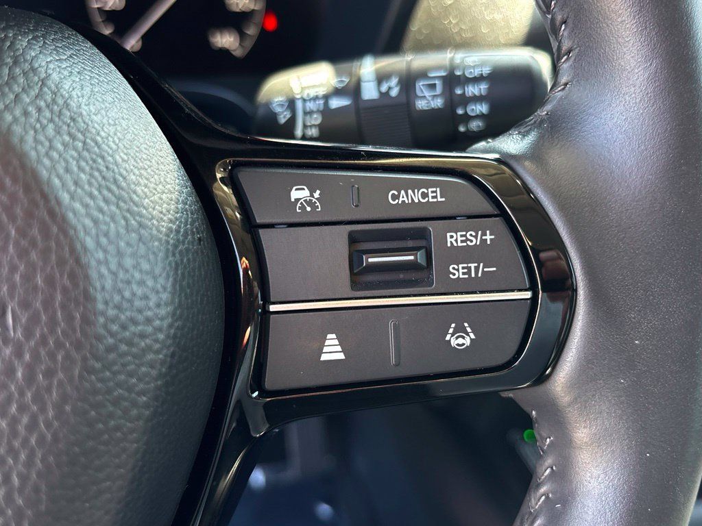 Used 2025 Honda HR-V EX-L image 15