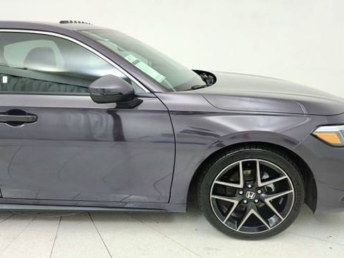 Used 2022 Honda Civic Sport Touring image 7