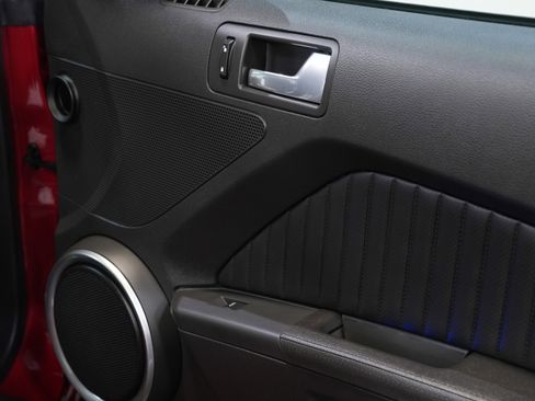 Used 2013 Ford Mustang Shelby GT500 w/ Electronics Pkg image 25