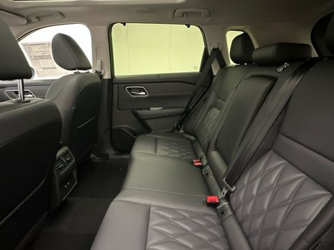 New 2026 Nissan Rogue Platinum AWD/4WD image 10