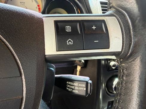 Used 2010 Dodge Challenger R/T image 29