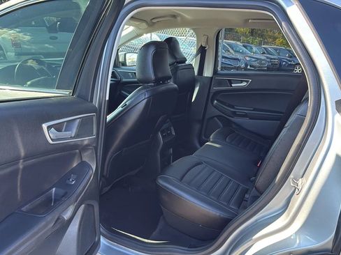 Used 2024 Ford Edge SEL image 27