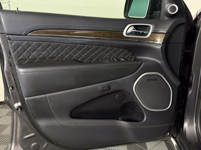Used 2019 Jeep Grand Cherokee Summit AWD/4WD image 20