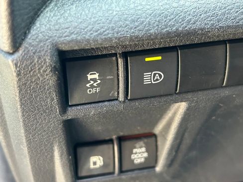 Used 2024 Toyota Sienna XSE w/ XSE Premium Package AWD/4WD image 30
